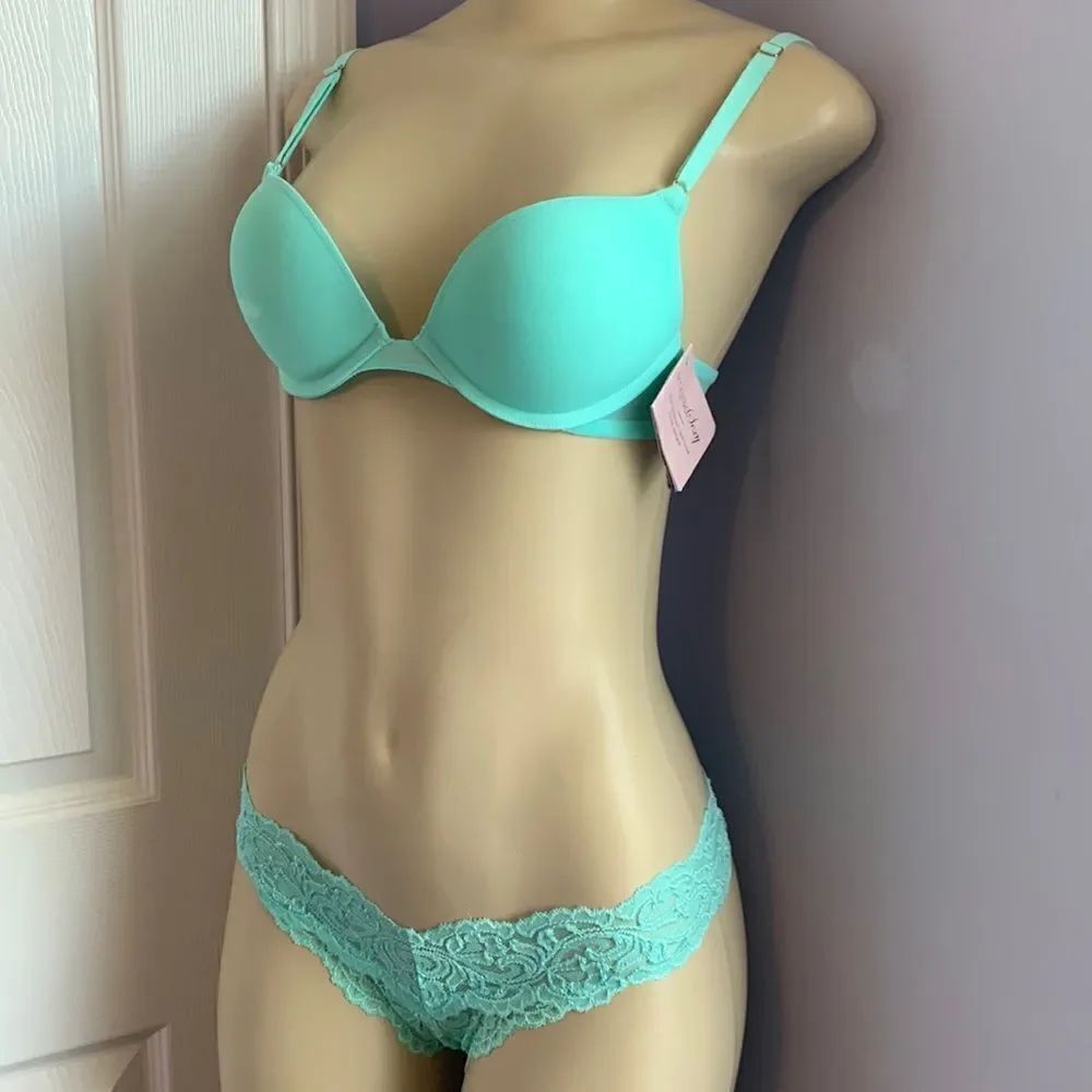 Smart & Sexy Bombshell Push Up Bra/ Panty Set 32A/5โMint